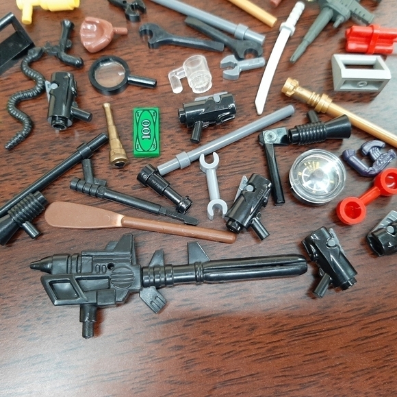 Lego Minifigure Tools Accessories Christmas Holiday Gift Stocking Unisex - Picture 2 of 5